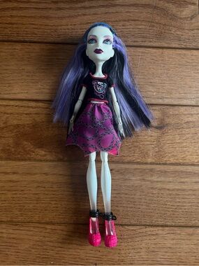 Monster High Ghoul Spirit Spectra Vondergeist